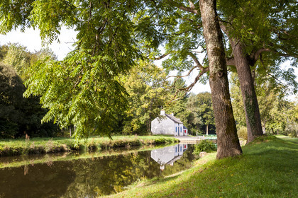 Lock of Minazen on the Blavet _ Languidic