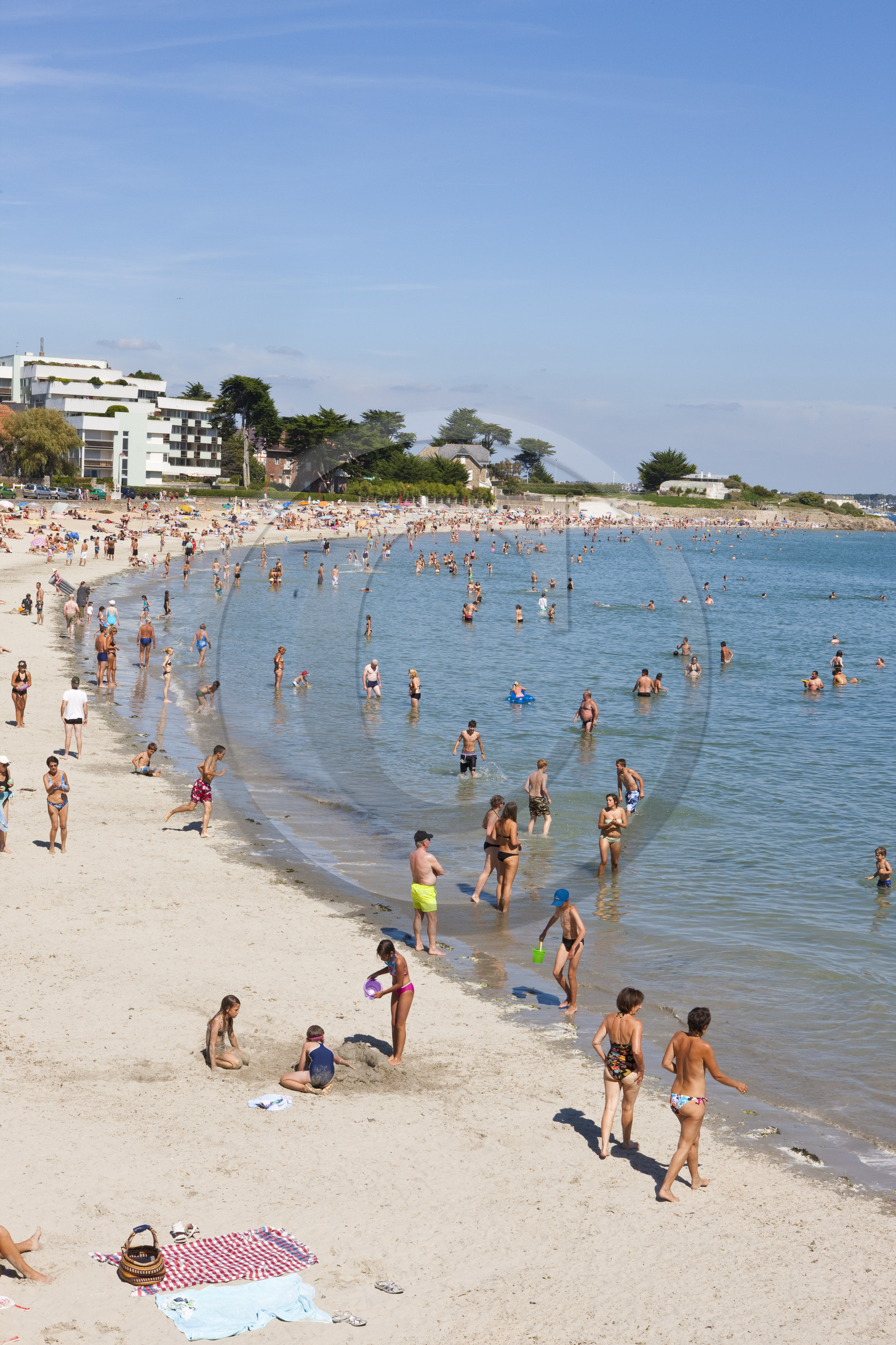 Toulhars beach at Larmor-Plage