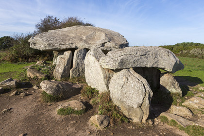 PenHap dolmen on the island to the monks
