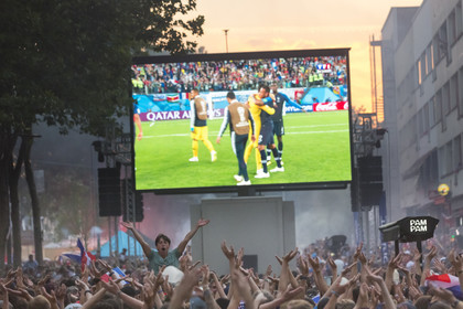 1 2 finale de coupe du monde de Football. Retransmission publique sur écran géant à Lorient