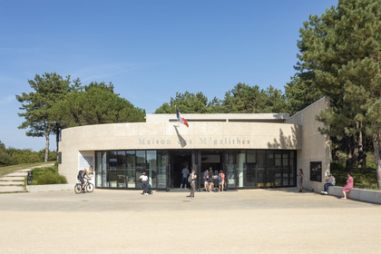 CARNAC _ La maison des Mégalithes _ ÉTÉ 2021