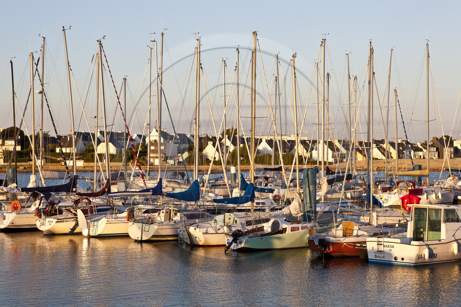 Le port de la pointe _ Port-Louis