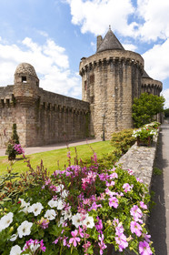 The towers Bro Erec'h _ Hennebont