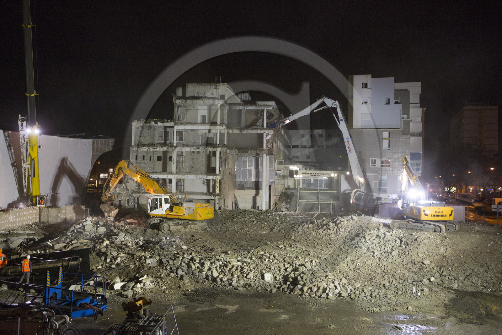 Chantier de démolition boulevard Cosmao du Manoir _ Chantier de la nouvelle Gare