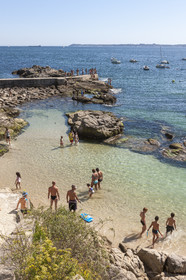 The beach of the Pérello in Ploemeur