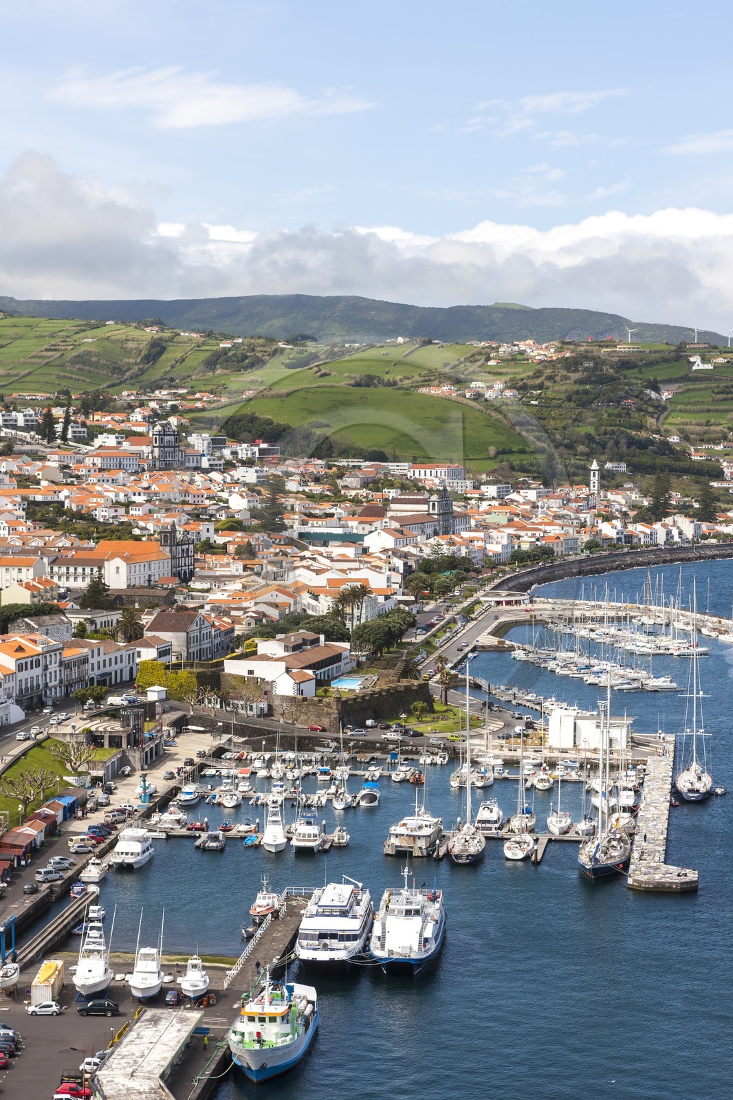 Le port d' Horta_Faial_Archipel des Açores