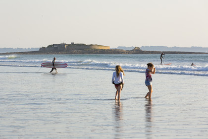 Surf on the Loch beaches in Guidel