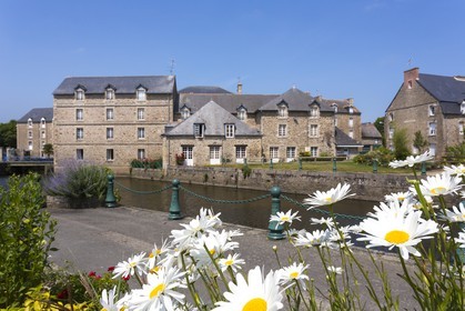 Les moulins du port de Plancoët ( 22 ).