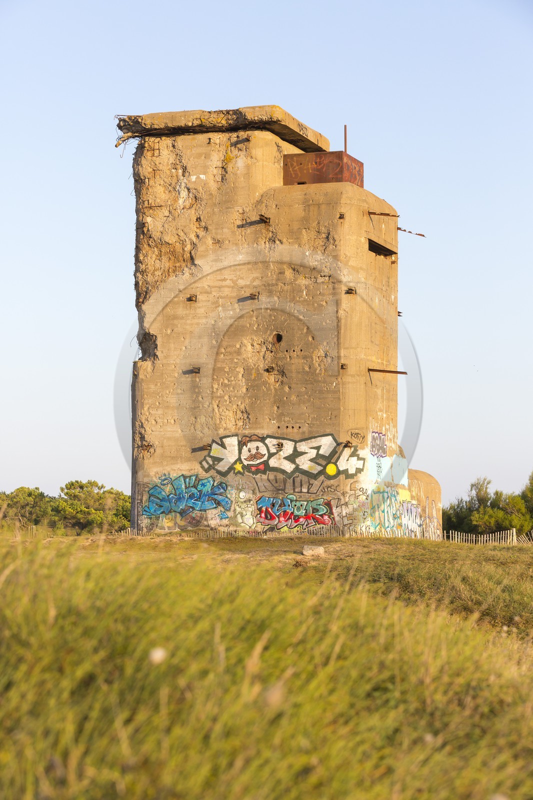The tower of Bego in Plouharnel .