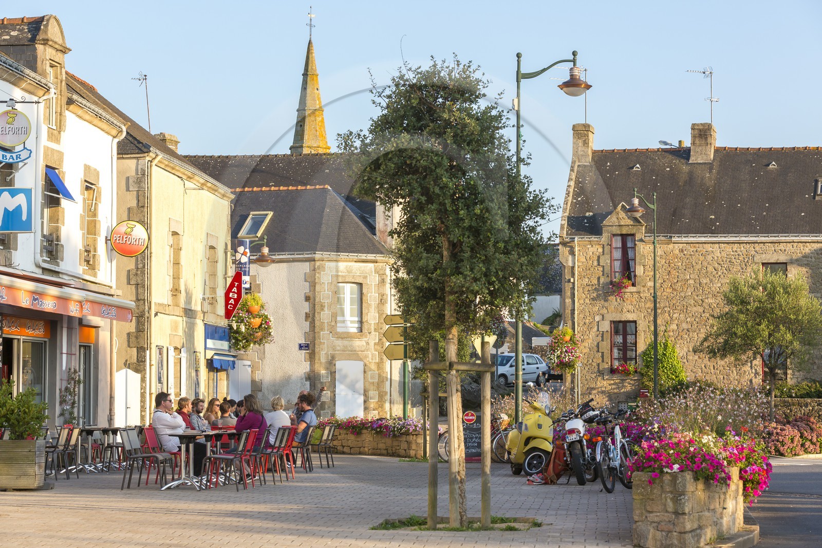 bourg de Plouharnel