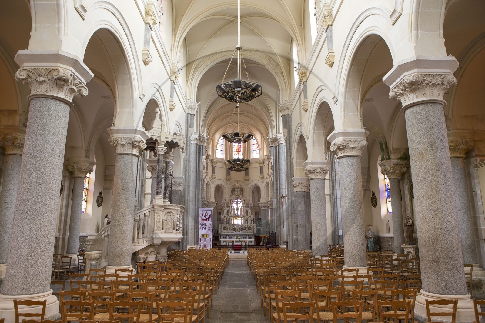 Eglise Saint Sauveur _ Plancoet ( 22 ) Eglise Saint Sauveur _ Plancoet ( 22 )