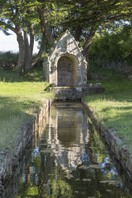 Fontaine de St Colomban _ Carnac