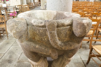 Church of Saint Saviour _ Plancoet (22)