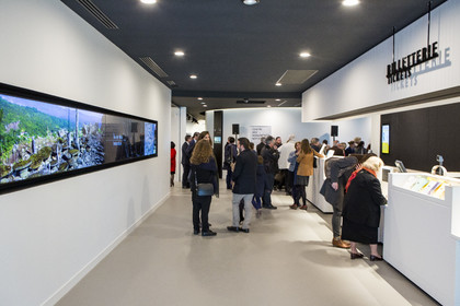 Inauguration de la maison des mégalithes à Carnac.