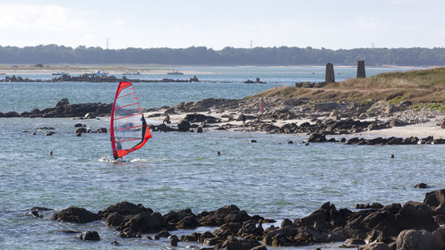 Plage à proximité de la pointe du Pô à Carnac.
