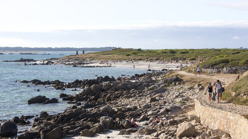 Plage à proximité de la pointe du Pô à Carnac.