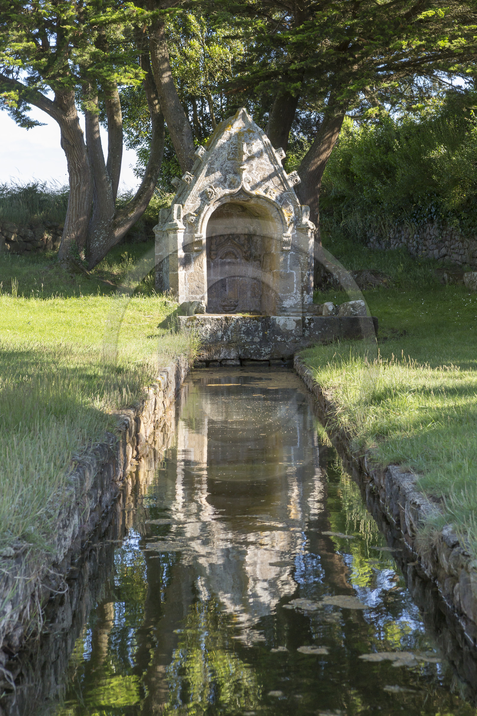Fontaine de St Colomban _ Carnac